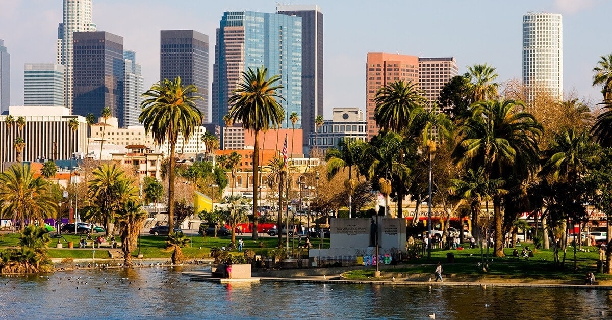 Mild climate boasts plenty of sunshine in Los Angeles, CA