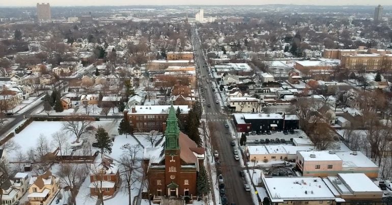 Winter outdoor activities: snowshoeing, sledding, cross country skiing and more