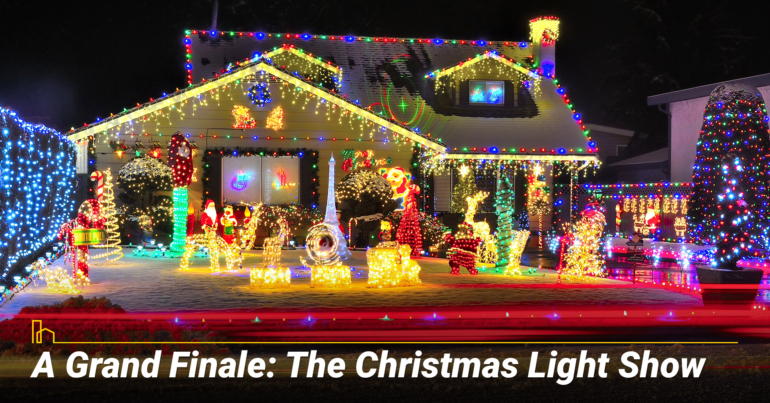 A Grand Finale: The Christmas Light Show
